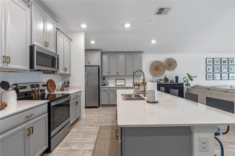 Casa en venta en Mount Dora, Florida, 4 dormitorios, 175.77 m2 № 1832838 - foto 9