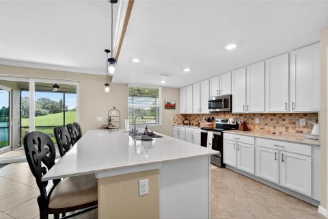Condo in Bradenton, Florida, 3 bedrooms  № 1913269 - photo 16