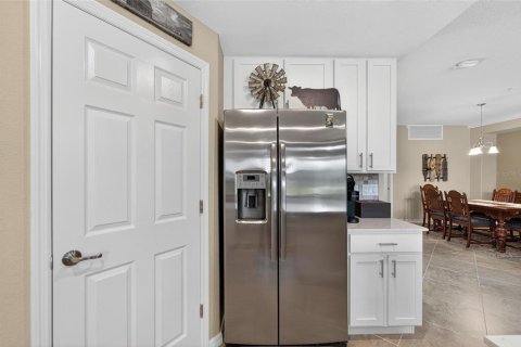 Condo in Bradenton, Florida, 3 bedrooms  № 1913269 - photo 23