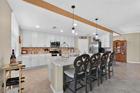 Condo in Bradenton, Florida, 3 bedrooms  № 1913269 - photo 15
