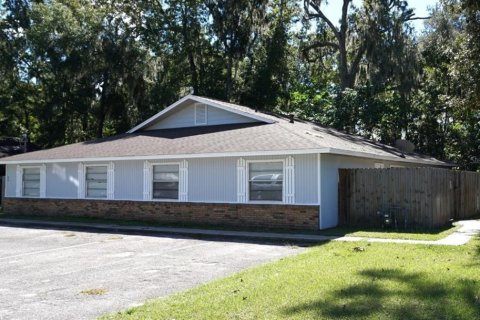 Propiedad comercial en Ocala, Florida 8 dormitorios, 300.35 m2 № 2115879