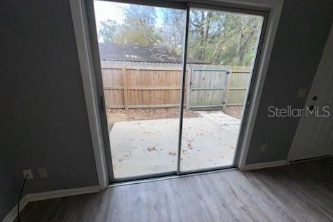 Commercial property in Ocala, Florida 8 bedrooms, 300.35 sq.m. № 2115879 - photo 6