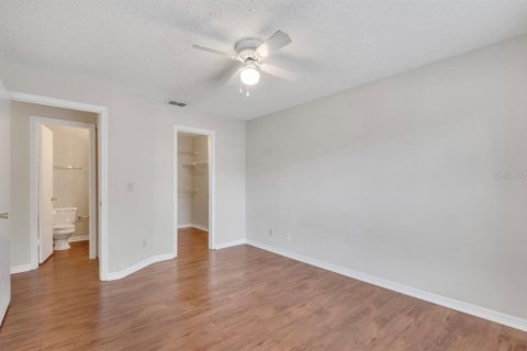 Condo in Orlando, Florida, 1 bedroom  № 1722359 - photo 25