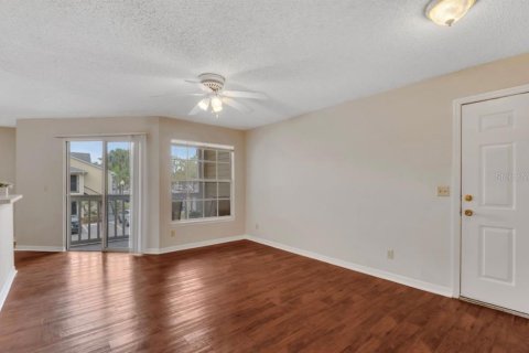 Condo in Orlando, Florida, 1 bedroom  № 1722359 - photo 8
