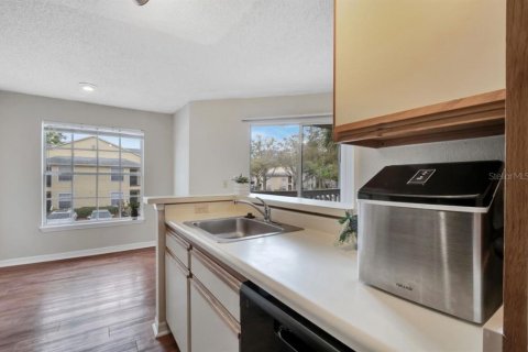 Condo in Orlando, Florida, 1 bedroom  № 1722359 - photo 18