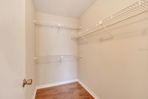 Condo in Orlando, Florida, 1 bedroom  № 1722359 - photo 26