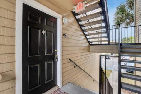 Condo in Orlando, Florida, 1 bedroom  № 1722359 - photo 27