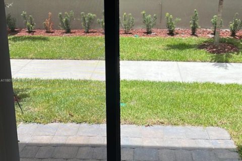 Townhouse in Homestead, Florida 3 bedrooms, 154.03 sq.m. № 1691732 - photo 7