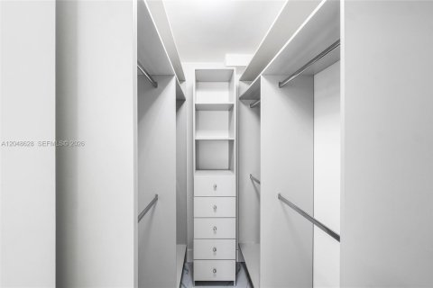 Снять в аренду кондоминиум в Хайленд-Бич, Флорида 2 спальни, 102.19м2, № 2145886 - фото 19