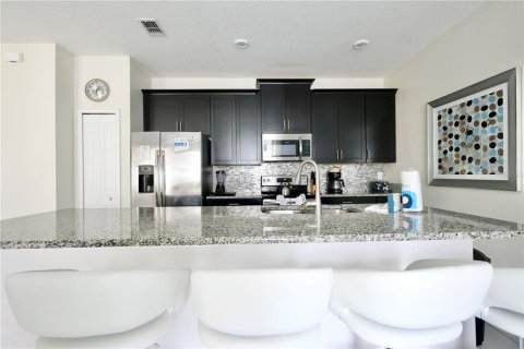Adosado en alquiler en Davenport, Florida, 4 dormitorios, 176.7 m2 № 2098764 - foto 5