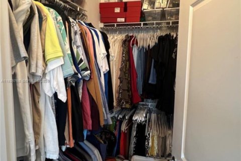 Condominio en venta en Coral Gables, Florida, 1 dormitorio, 74.14 m2 № 1984174 - foto 7