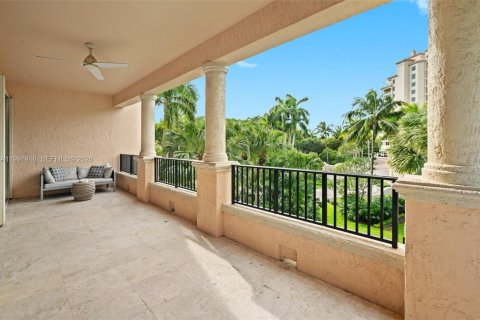 Copropriété à louer à Coral Gables, Floride: 3 chambres, 296.36 m2 № 2055591 - photo 4