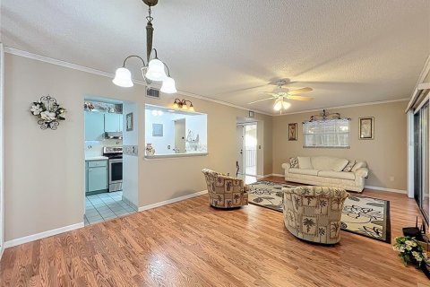 Copropriété à vendre à Deltona, Floride: 2 chambres, 83.33 m2 № 2099275 - photo 14