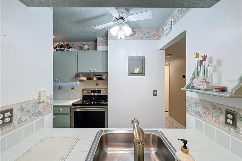 Copropriété à vendre à Deltona, Floride: 2 chambres, 83.33 m2 № 2099275 - photo 17