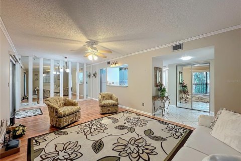 Copropriété à vendre à Deltona, Floride: 2 chambres, 83.33 m2 № 2099275 - photo 10