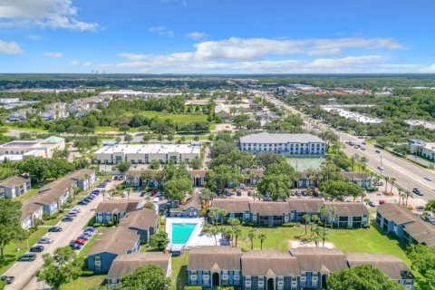 Copropriété à vendre à Orlando, Floride: 2 chambres, 78.97 m2 № 770331 - photo 1