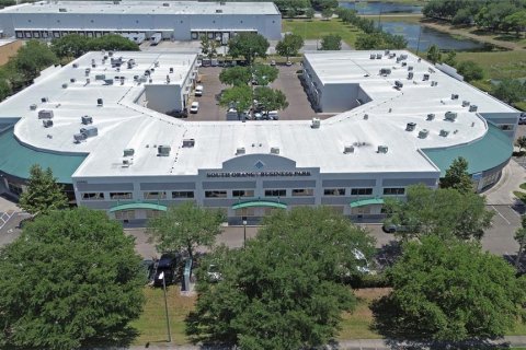 Immobilier commercial à Orlando, Floride 243.13 m2 № 2123746