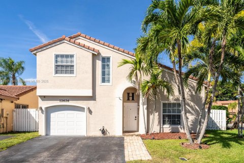 Casa en venta en Sunrise, Florida, 3 dormitorios, 132.2 m2 № 1970837 - foto 16