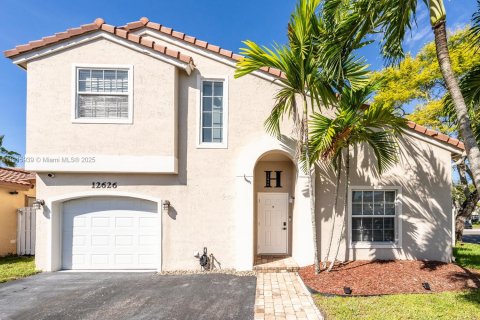 Casa en venta en Sunrise, Florida, 3 dormitorios, 132.2 m2 № 1970837 - foto 18