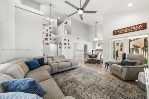 Casa en Sunrise, Florida 3 dormitorios, 132.2 m2 № 1970837