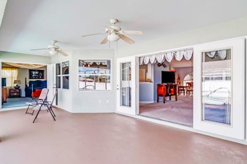 Villa ou maison à louer à Sebring, Floride: 3 chambres, 197.42 m2 № 910106 - photo 1