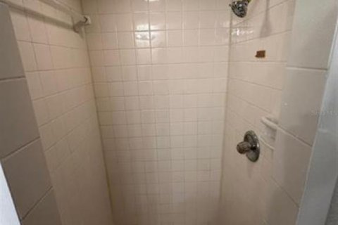 Townhouse in Orlando, Florida 2 bedrooms, 118.17 sq.m. № 1357808 - photo 11
