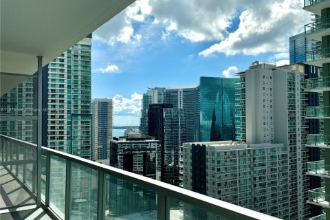 Condo in Miami, Florida, 1 bedroom  № 1924289 - photo 6