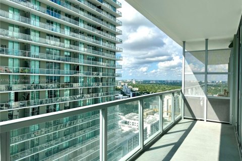 Condo in Miami, Florida, 1 bedroom  № 1924289 - photo 5