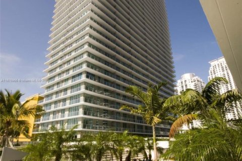 Condo in Miami, Florida, 1 bedroom  № 1924289 - photo 19