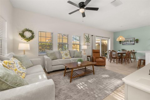 Townhouse in Kissimmee, Florida 4 bedrooms, 151.99 sq.m. № 1656781 - photo 9