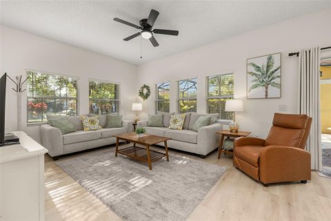 Townhouse in Kissimmee, Florida 4 bedrooms, 151.99 sq.m. № 1656781 - photo 12