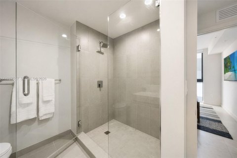 Copropriété à vendre à Miami, Floride: 2 chambres, 76.64 m2 № 2001154 - photo 15