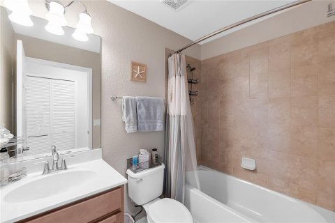 Condominio en venta en Bradenton, Florida, 2 dormitorios, 120.4 m2 № 1680889 - foto 30