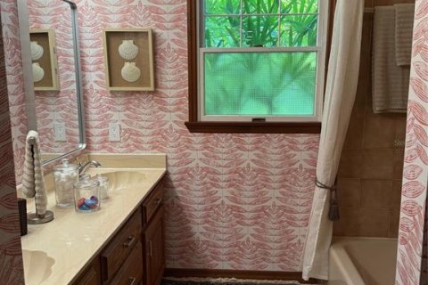 House in DeLand, Florida 4 bedrooms, 240.99 sq.m. № 1886877 - photo 6