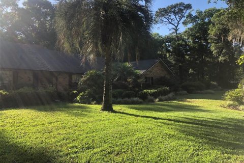 House in DeLand, Florida 4 bedrooms, 240.99 sq.m. № 1886877 - photo 17
