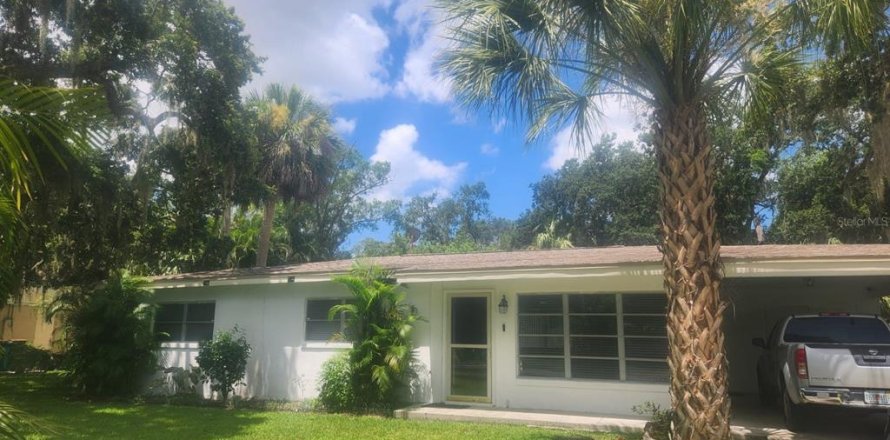 House in West Melbourne, Florida 3 bedrooms, 114.46 sq.m. № 1838853