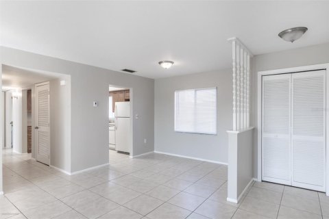 Copropriété à louer à Punta Gorda, Floride: 2 chambres, 109.25 m2 № 1793499 - photo 14