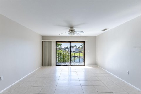 Copropriété à louer à Punta Gorda, Floride: 2 chambres, 109.25 m2 № 1793499 - photo 5