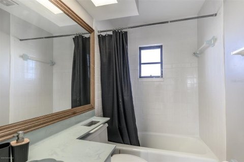 Copropriété à louer à Punta Gorda, Floride: 2 chambres, 109.25 m2 № 1793499 - photo 27