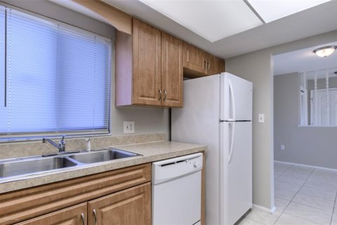 Copropriété à louer à Punta Gorda, Floride: 2 chambres, 109.25 m2 № 1793499 - photo 21