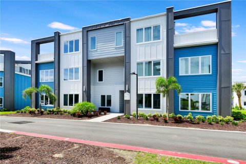 Apartamento en Kissimmee, Florida 5 dormitorios, 244.33 m2 № 2291114
