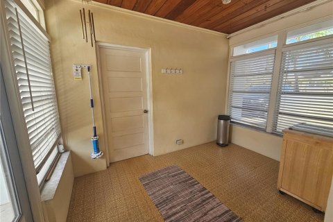House in Saint Pete Beach, Florida 2 bedrooms, 78.97 sq.m. № 1425027 - photo 18