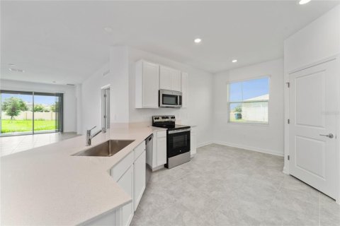 Villa ou maison à louer à Davenport, Floride: 3 chambres, 176.51 m2 № 2420404 - photo 16