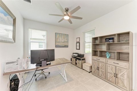 Villa ou maison à vendre à Lakewood Ranch, Floride: 2 chambres, 155.33 m2 № 2266396 - photo 30