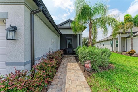 Villa ou maison à vendre à Lakewood Ranch, Floride: 2 chambres, 155.33 m2 № 2266396 - photo 6