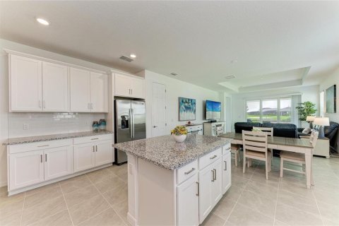 Villa ou maison à vendre à Lakewood Ranch, Floride: 2 chambres, 155.33 m2 № 2266396 - photo 14