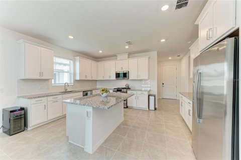 Villa ou maison à vendre à Lakewood Ranch, Floride: 2 chambres, 155.33 m2 № 2266396 - photo 12