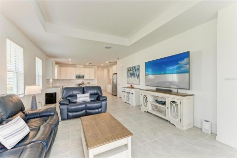 Villa ou maison à vendre à Lakewood Ranch, Floride: 2 chambres, 155.33 m2 № 2266396 - photo 20