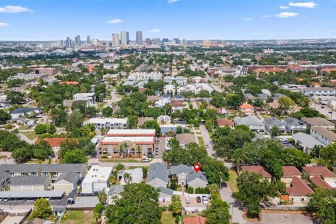 Condo in Tampa, Florida, 2 bedrooms  № 1793271 - photo 23