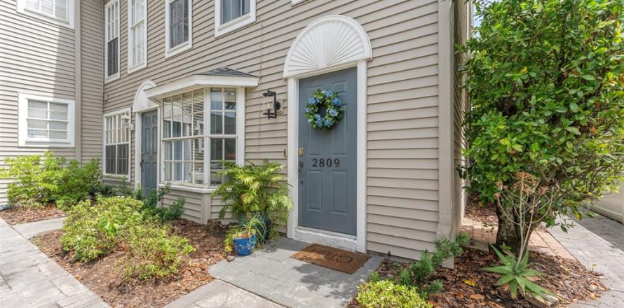 Condo in Tampa, Florida, 2 bedrooms  № 1793271